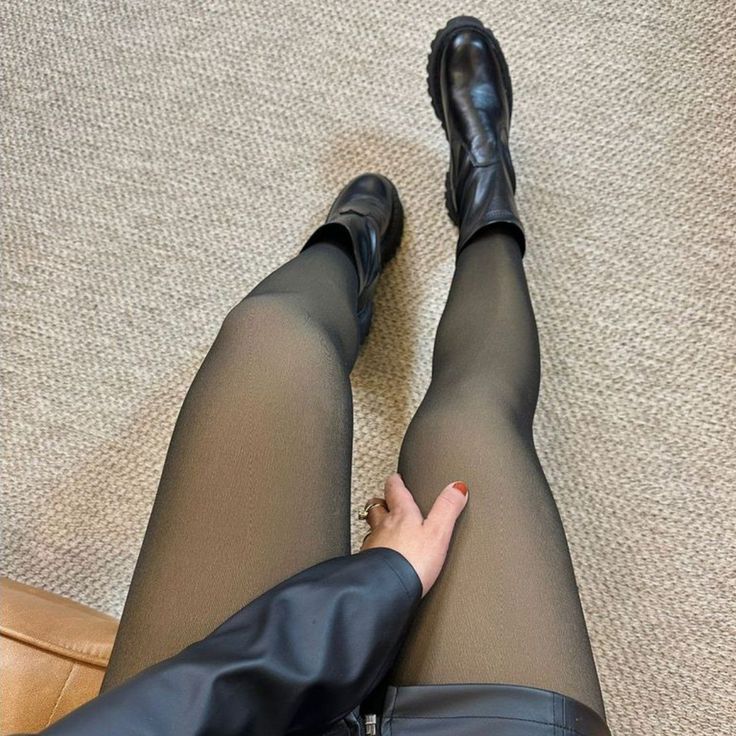 (Leve 2 pague 1) Calça Legging Peluciada Lacapri - Por tempo limitado