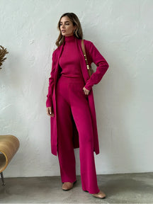 Conjunto de 3 Peças com Blusa Canelada Gola Alta Calça Pantalona de Cintura Elástica e Cardigan Alongado