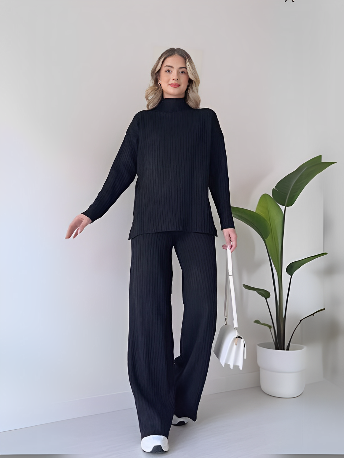 Conjunto de Tricô Canelado com Suéter Mullet Gola Alta e Calça Pantalona