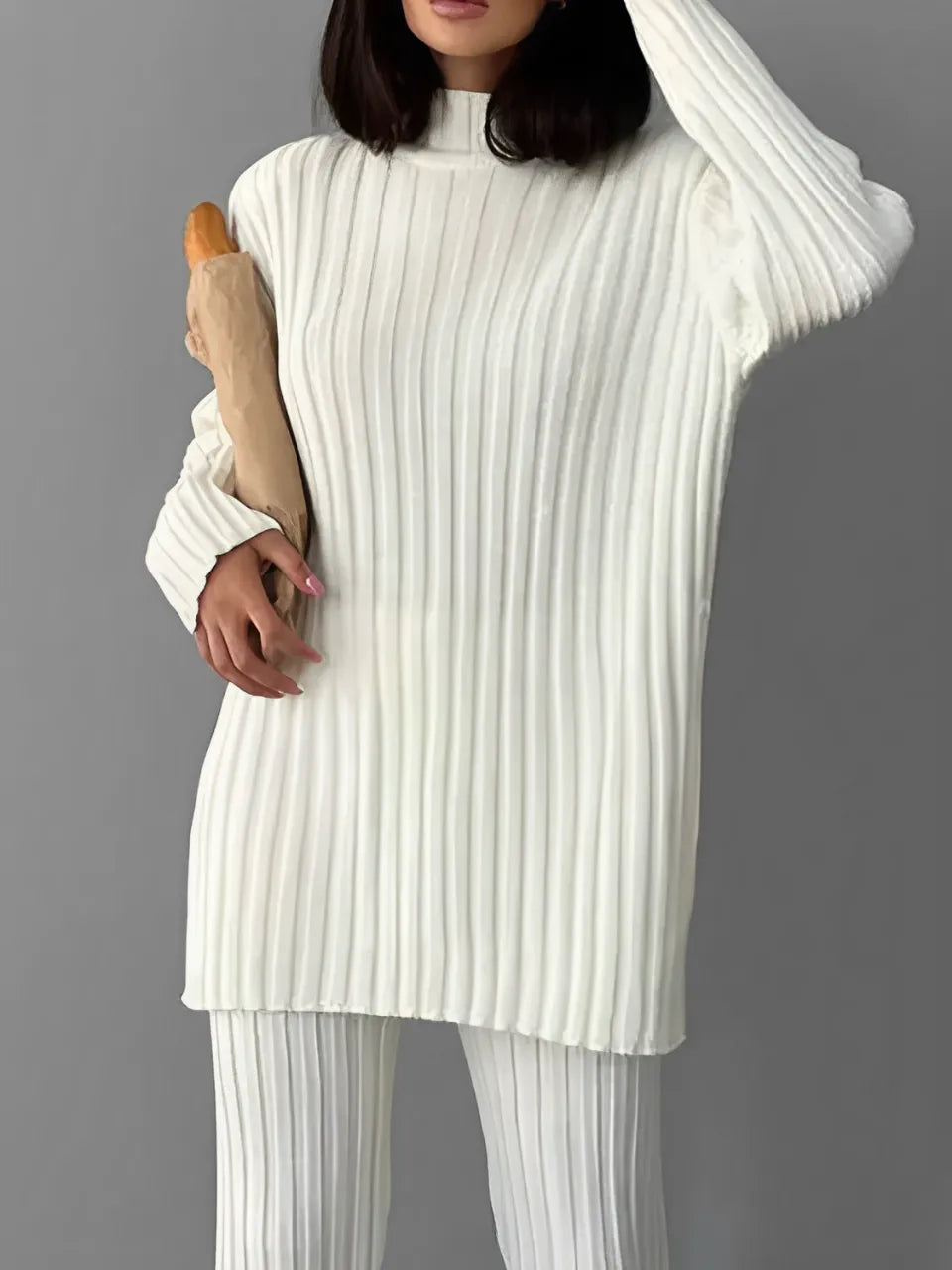 Conjunto de Tricô Canelado com Suéter de Gola Alta e Calça Flare de Cintura Alta