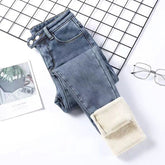 Calça Jeans Peluciada Tendência de Inverno - Lacapri
