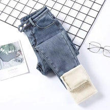 Calça Jeans Peluciada Tendência de Inverno - Lacapri